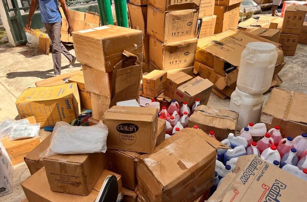 Renforcement des soins de santé dans le Centre : le Gouvernement livre du matériel médical et des véhicules