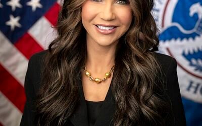 Politique migratoire américaine : plus de 650 000 expulsions revendiquées par l’administration Trump